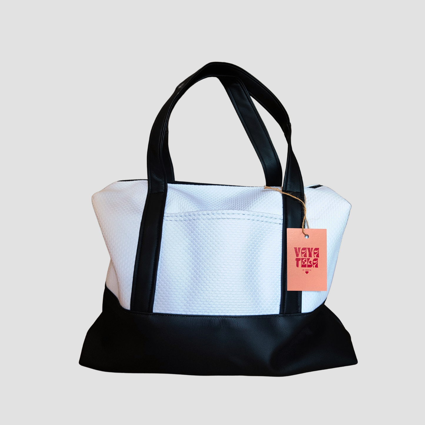 Sakura Bag by 'Vaya Tela'