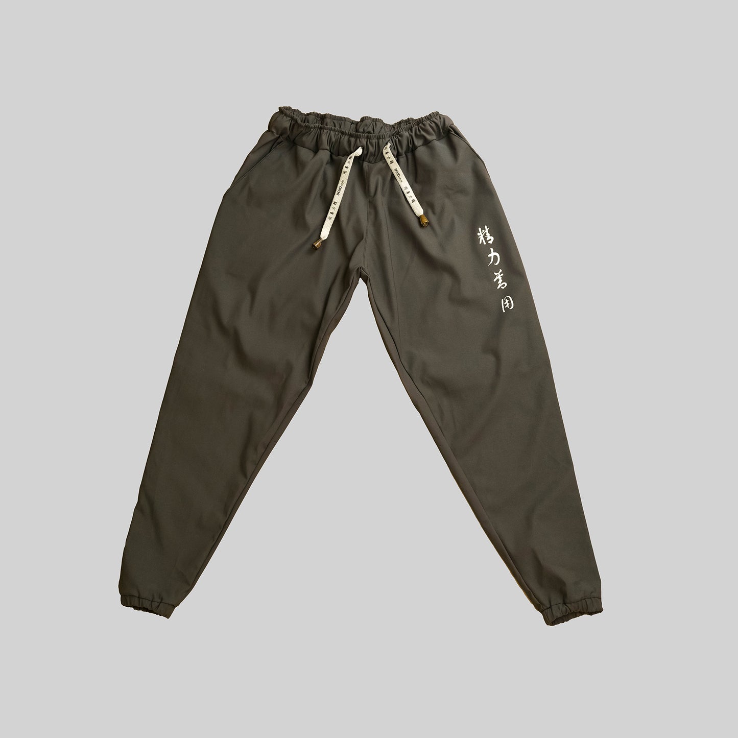 pantalón seiryoku zenyo